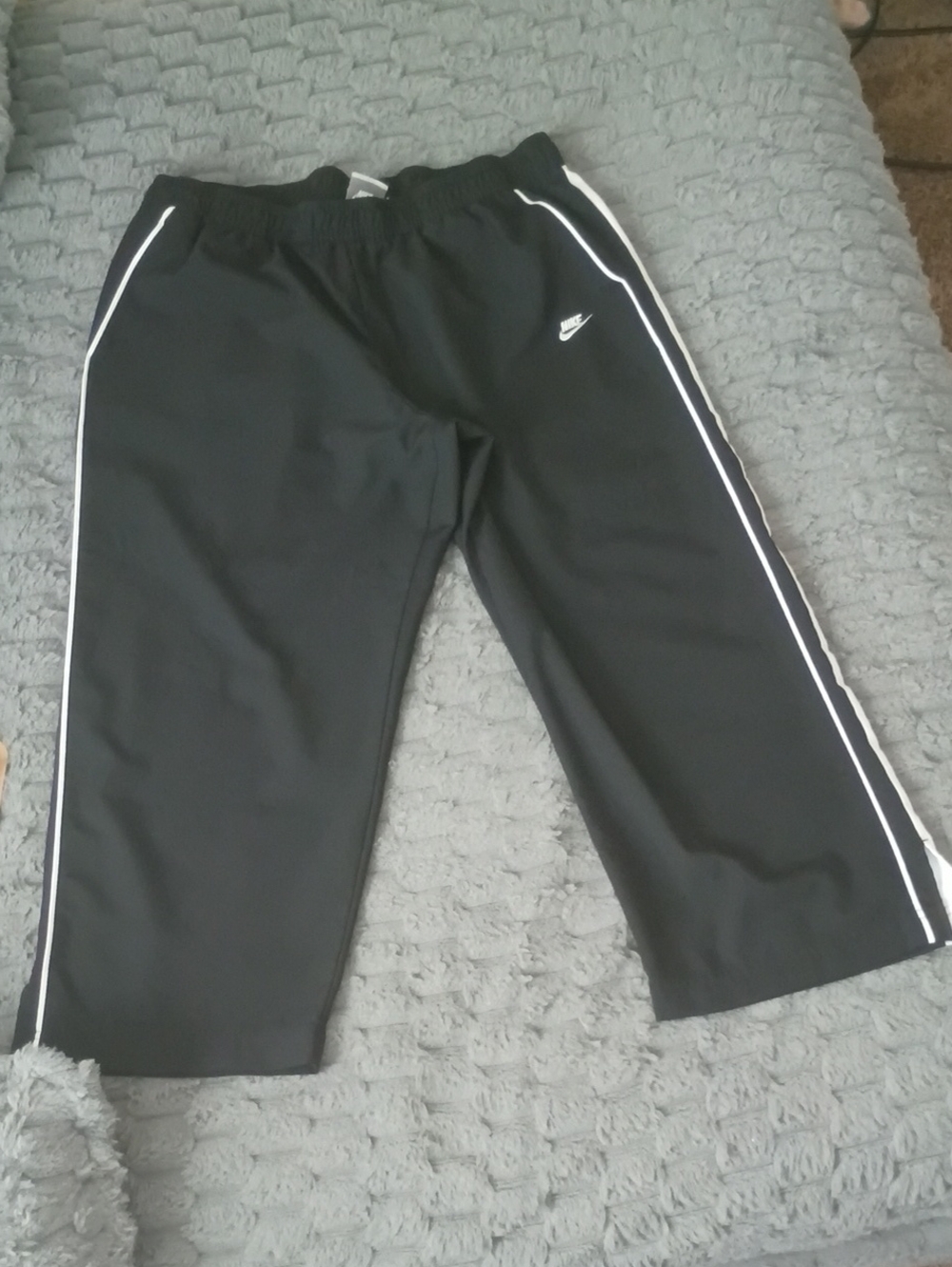 Nike Black Women's Capris Size Large
